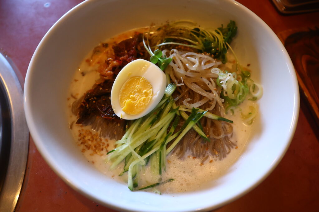 武蔵中原 焼肉 がもんのカルボナーラ風冷麺
